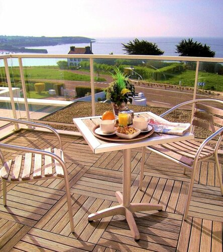 Гостиница Logis Hotel Kermoor SPA в Кемпере