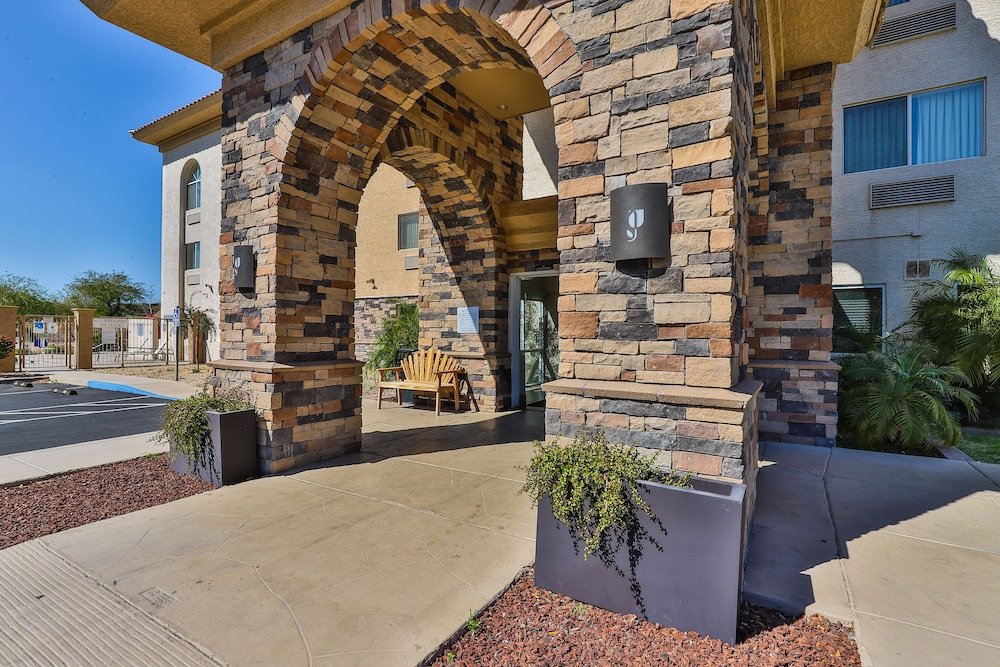 Фото Country Inn & Suites by Radisson, Chandler, Az