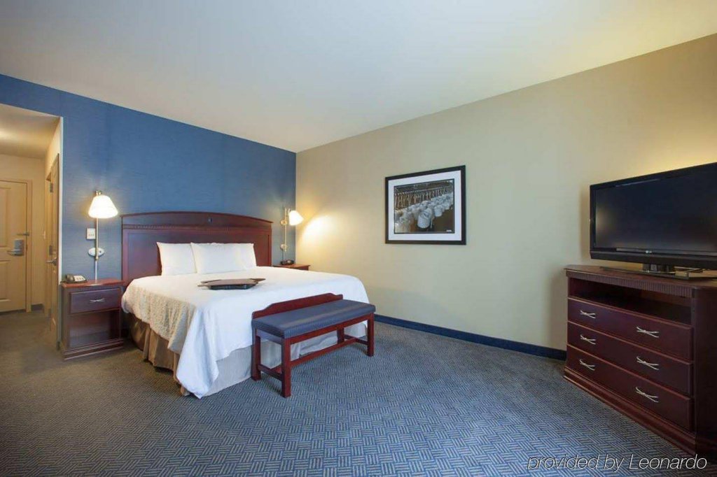 Фото Hampton Inn Nashua