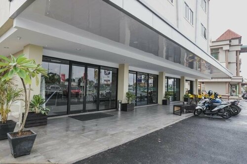 RedDoorz Plus @ Batam Center