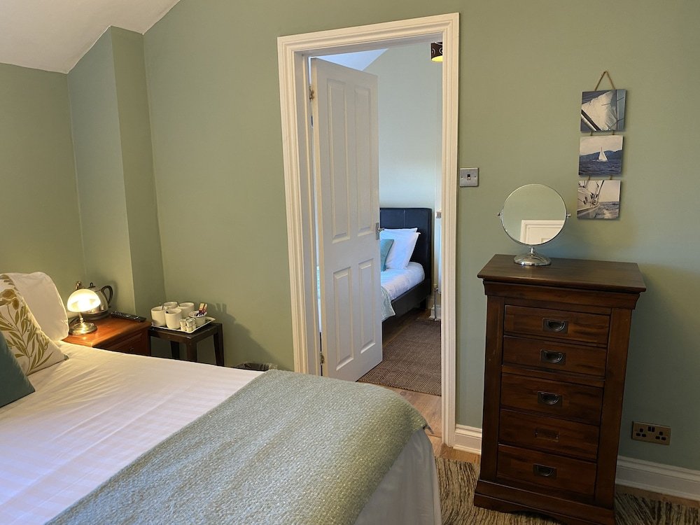 Фото Devon House Guest House