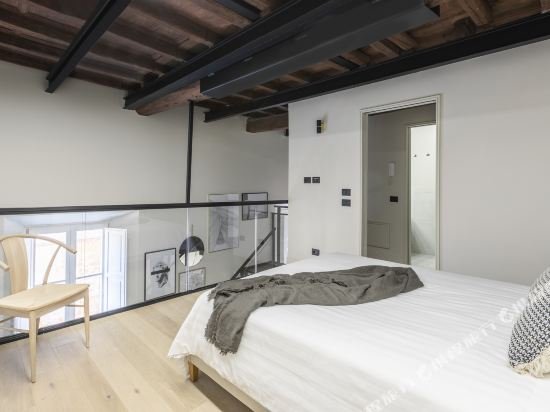 Фото Trastevere Roomy Apartment