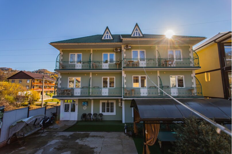 Фото Динара