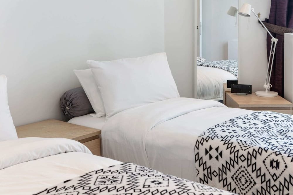 Фото Bright New 1 Bedroom Flat in Elephant and Castle