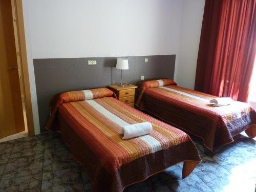 Фото Hostal Levante