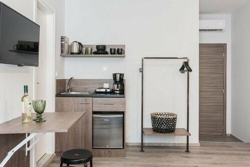 Гостиница Enattica Monastiraki Living в Афинах