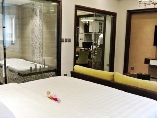 Фото Jb Serviced Apartment