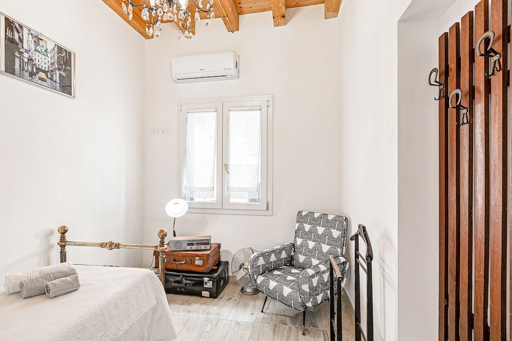 Фото Palazzo dei Normanni Stylish Apartment