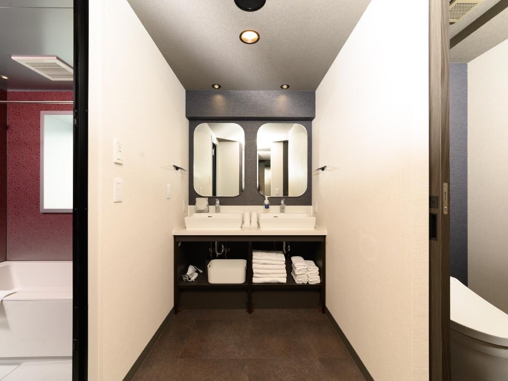 Фото Karasuma Kyoto Hotel