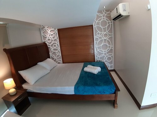Гостиница 2 Bedroom Luxury Lofts в Себу