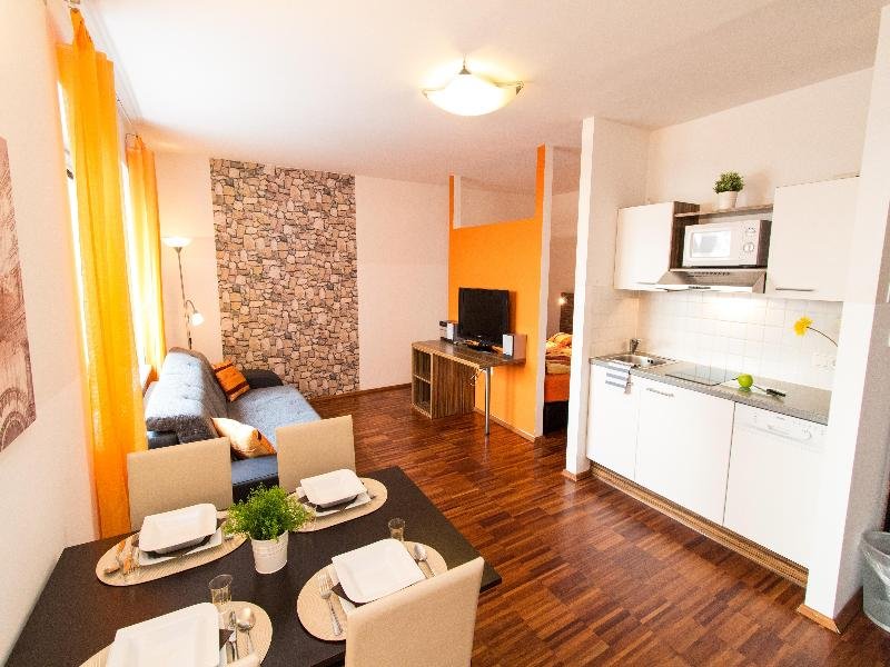 Фото Royal Living Apartments