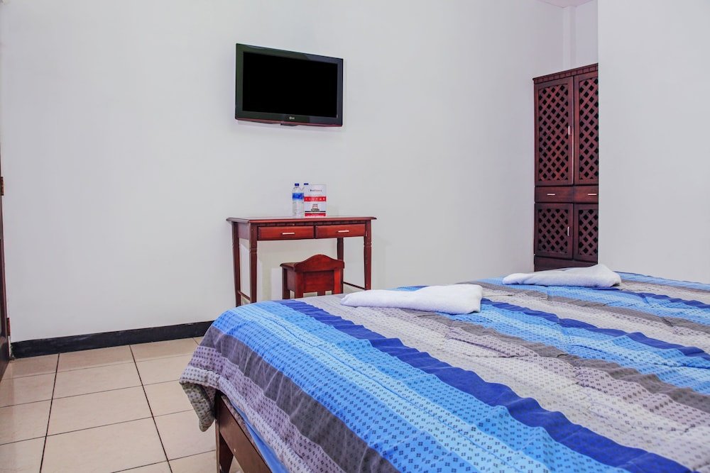 Фото RedDoorz near Pelabuhan Tanjung Perak 2 Surabaya