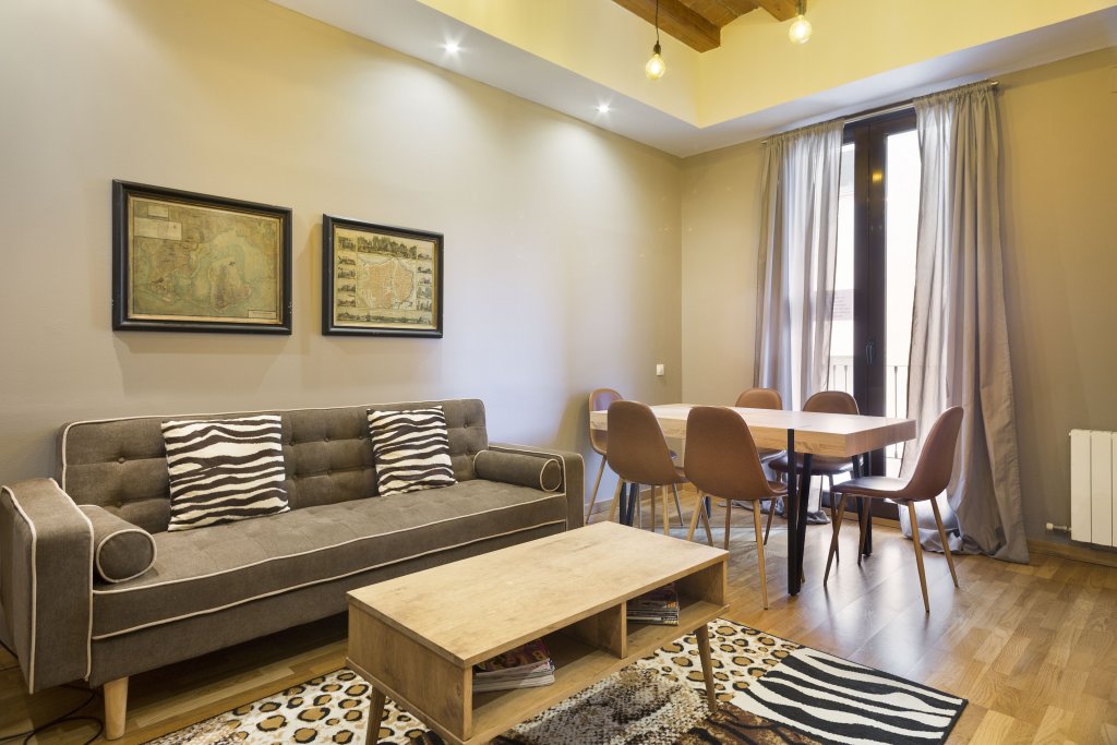 Фото Midtown Apartments