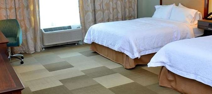 Фото Hampton Inn & Suites Deland