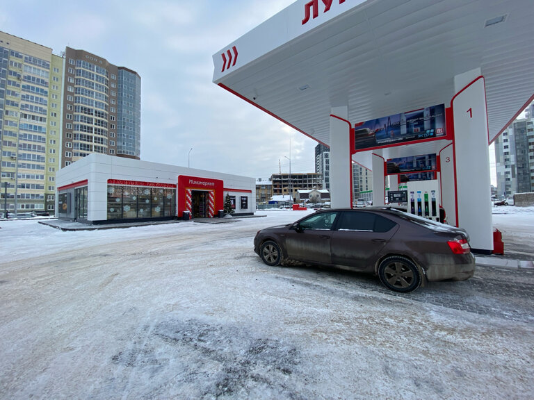 Gas station Lukoil, Perm, photo