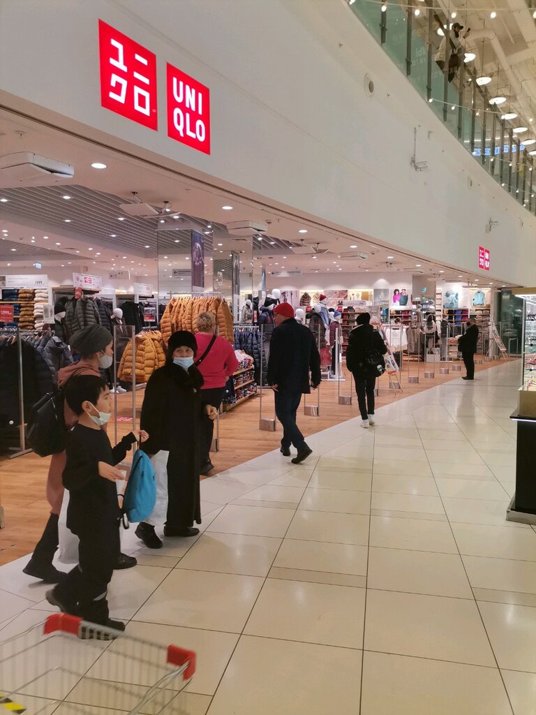 Магазин одежды Uniqlo, Москва, фото