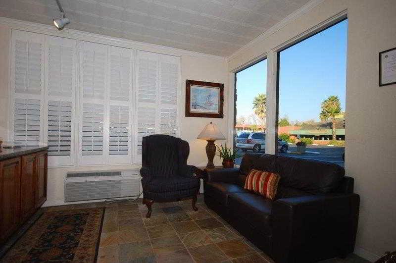 Фото Best Western Sandman Hotel