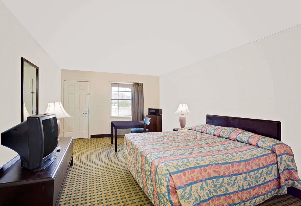 Фото Silver Queen Inn