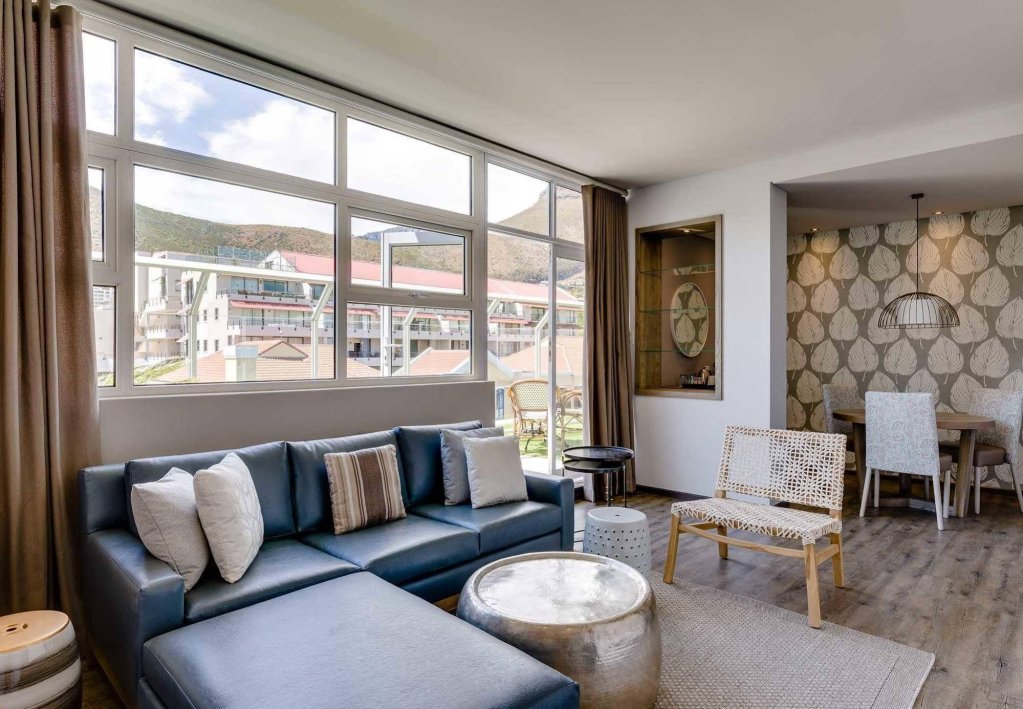 Фото Protea Hotel Cape Town Sea Point