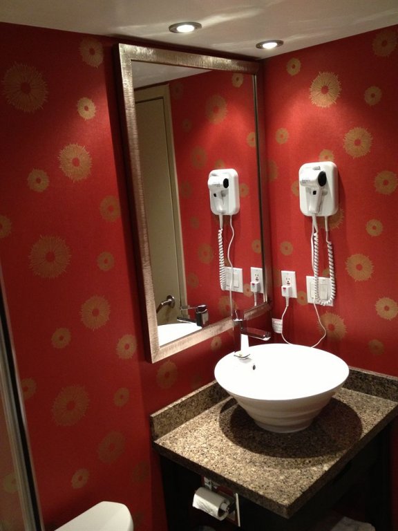 Фото Mississauga Gate Inn