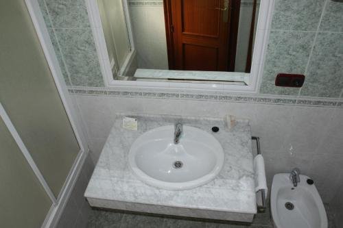 Фото Hotel Frijon