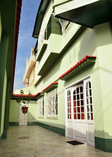 Гостиница Hotel Simmonds Guayaquil в Гуаякиле