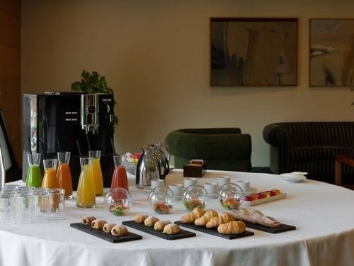 Фото NH Ciudad de Cuenca