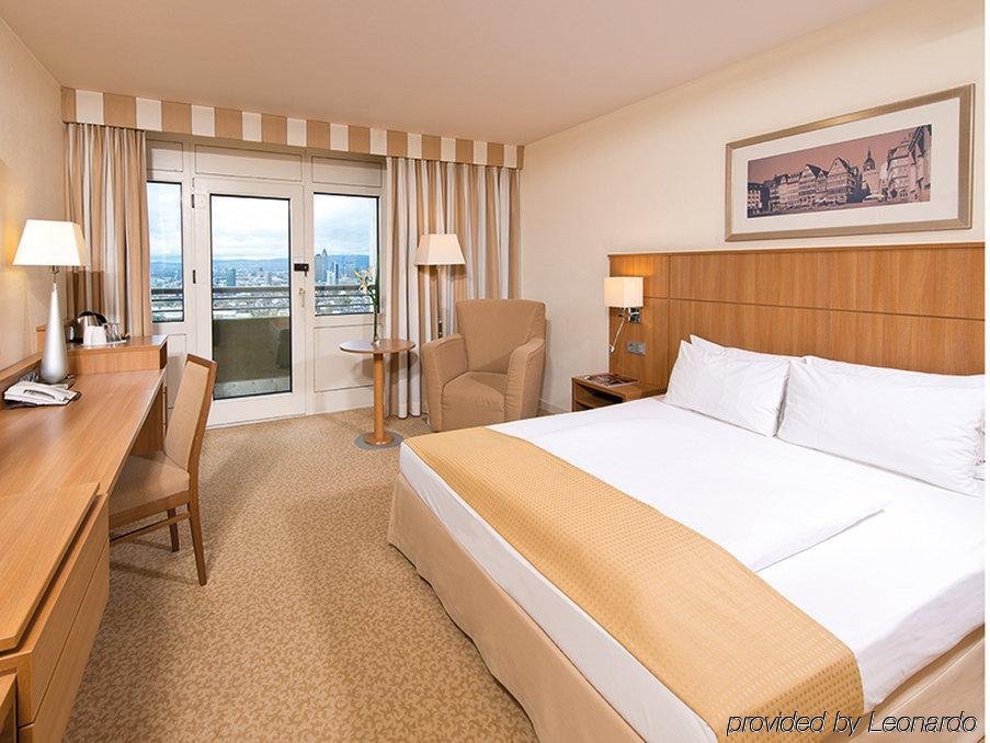 Фото Leonardo Royal Hotel Frankfurt