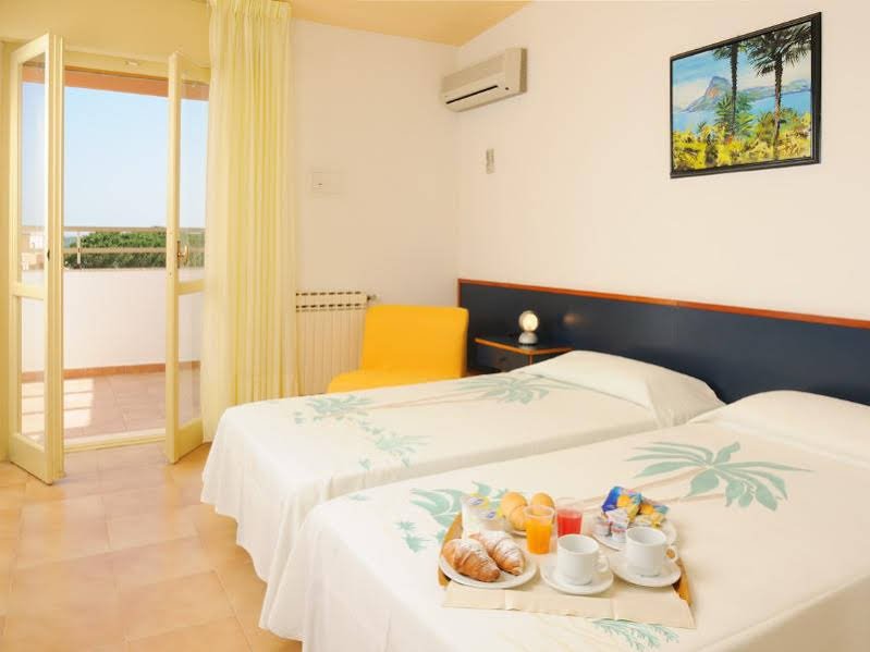 Фото Hotel Oasis