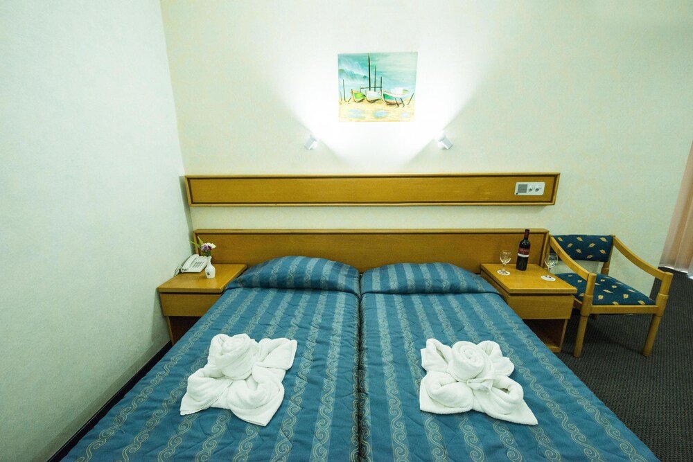 Фото Mesonnet Avlida