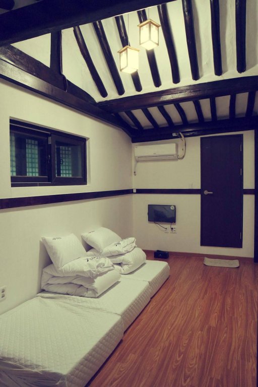 Фото Bibimbap Guesthouse