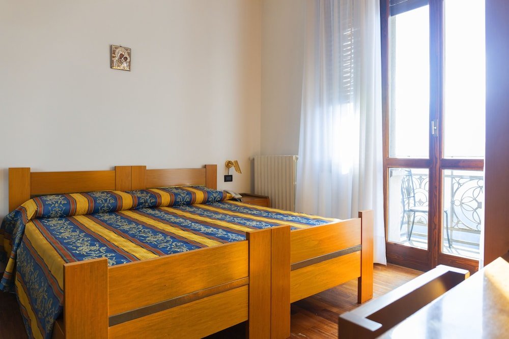 Фото Albergo Sacro Monte Varese