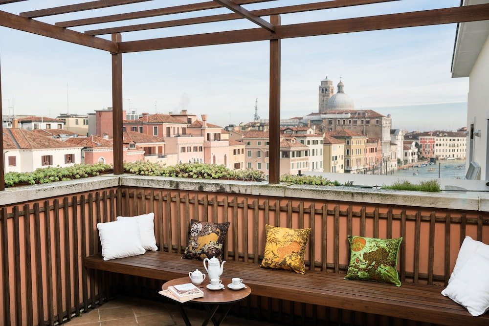 Фото LHost in Venice