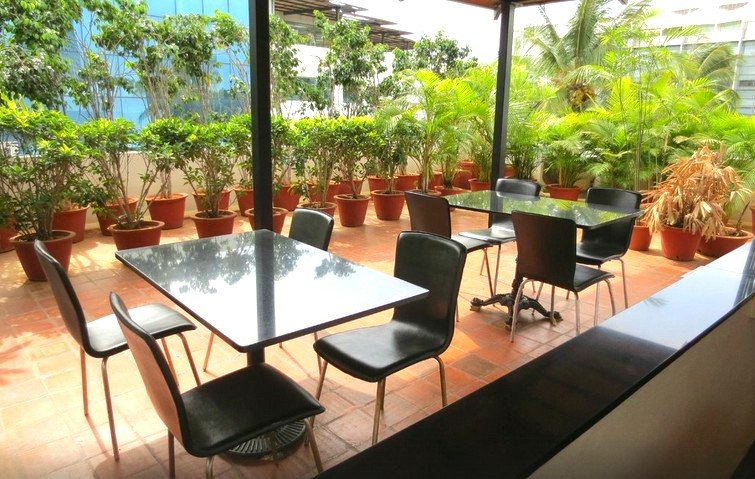 Фото JüSTa Off MG Road