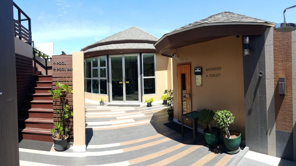 Фото April Suites