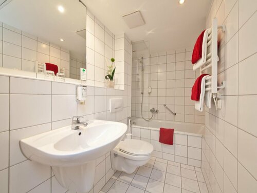 Гостиница Novum Hotel Belmondo Hamburg Hauptbahnhof в Гамбурге