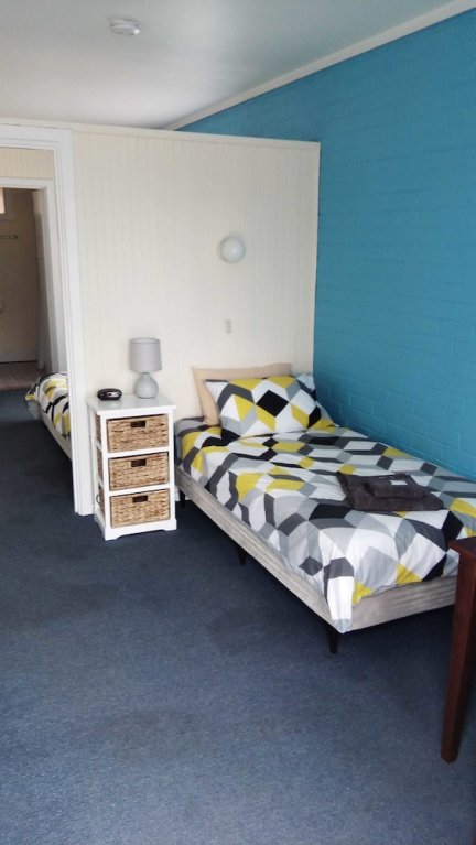 Фото Whyalla Country Inn Motel