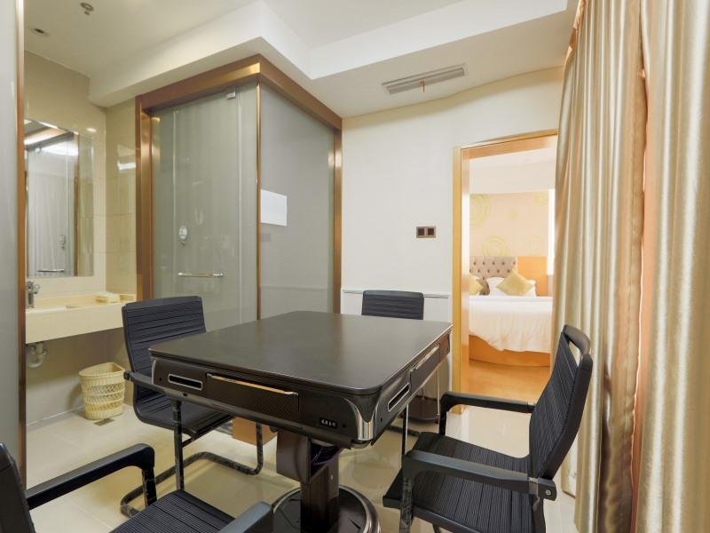 Фото GreenTree Inn Zhangjiagang Yangshe Old Street Stadium