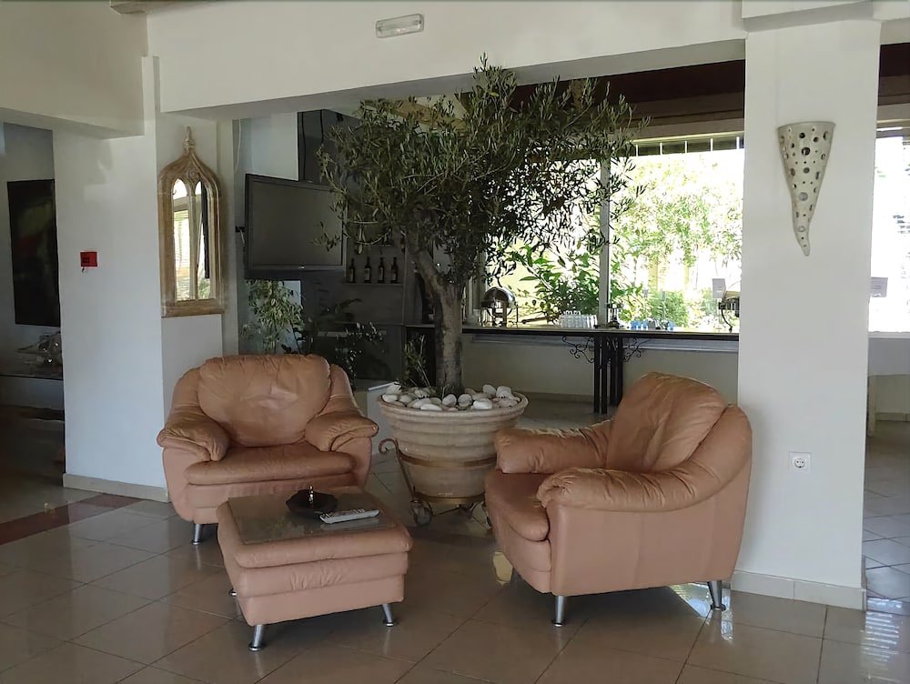 Фото Ianos Hotel