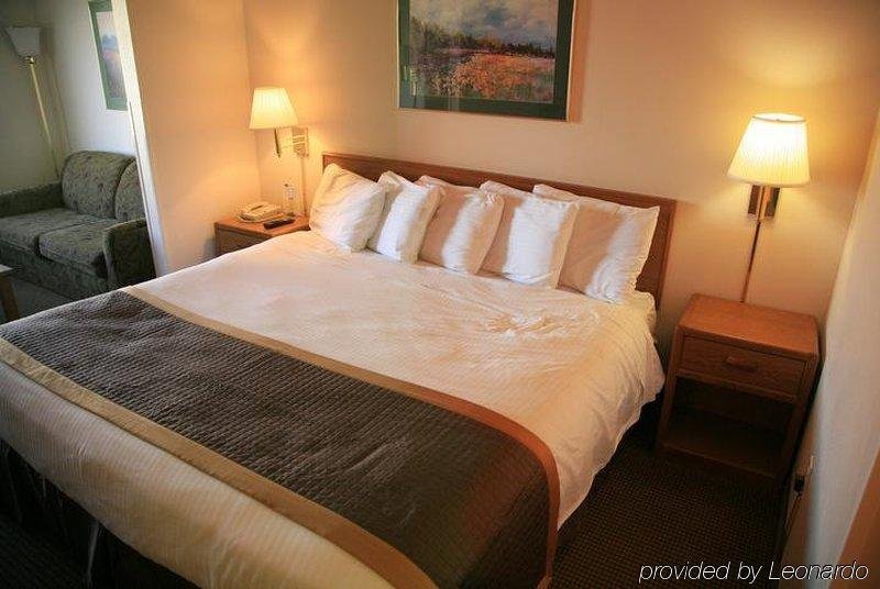 Фото New Victorian Suites