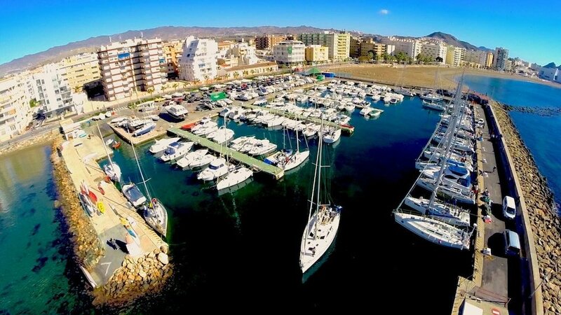 Гостиница Club Nautico Aguilas - Hostel