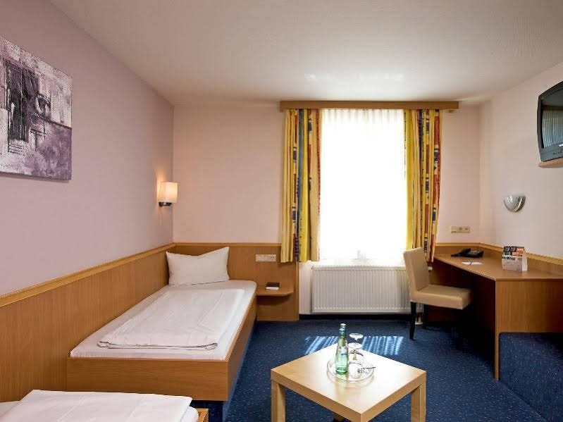 Фото отеля 3