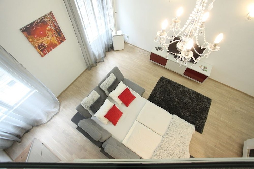 Фото Dfive Apartments - Bathory