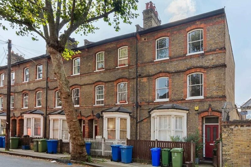 Гостиница Chic Victorian House near London Bridge в Лондоне