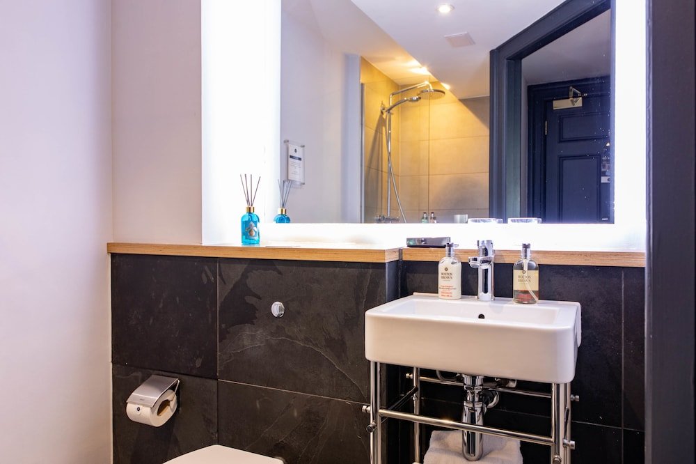 Фото Linton Collection - 28 North Bridge