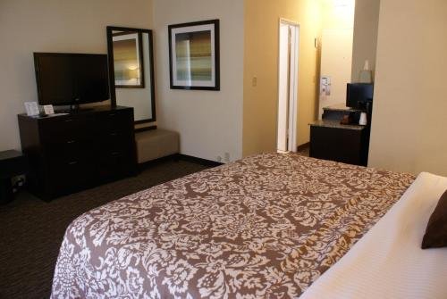 Фото Royal Palace Westwood