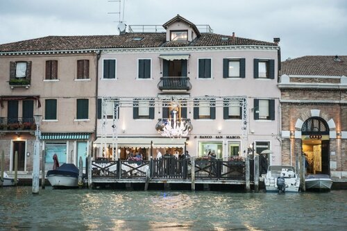 Гостиница Hyatt Centric Murano Venice