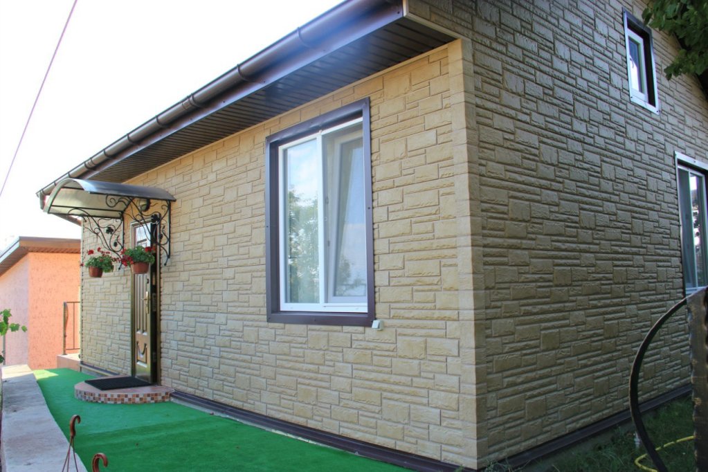 Фото Коралловая