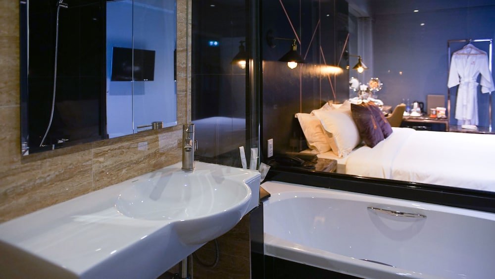 Фото Ratchada Boutique Hotel