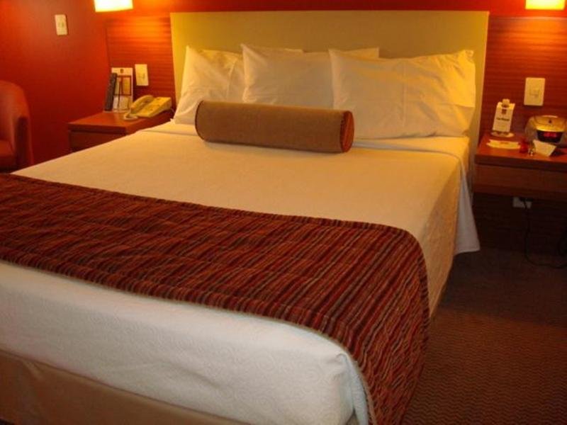 Фото Comfort Suites Brasilia